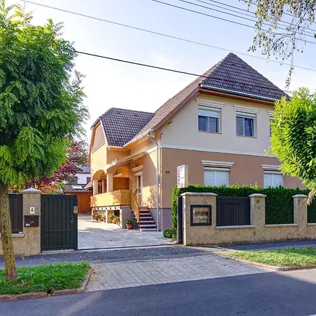 14 Apartment